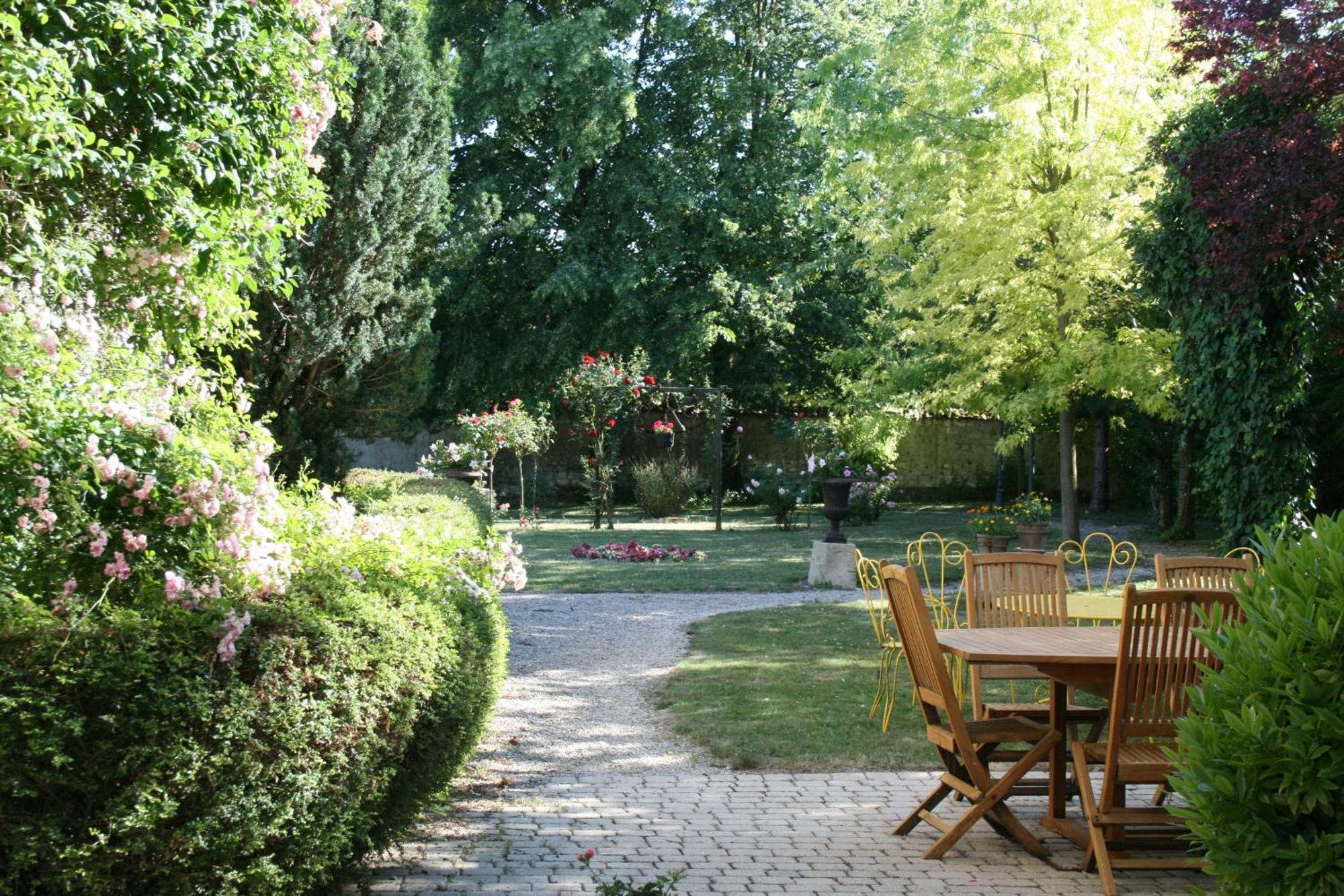 La Closerie Des Sacres Lavannes 외부 사진